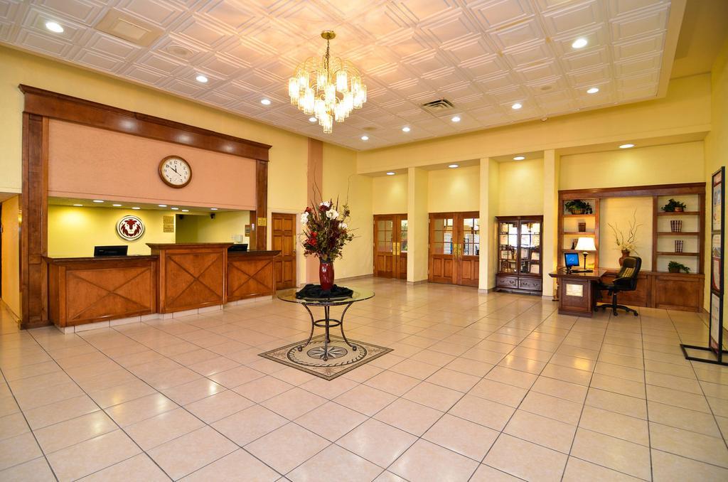 Red Lion Hotel Фармингтън Екстериор снимка