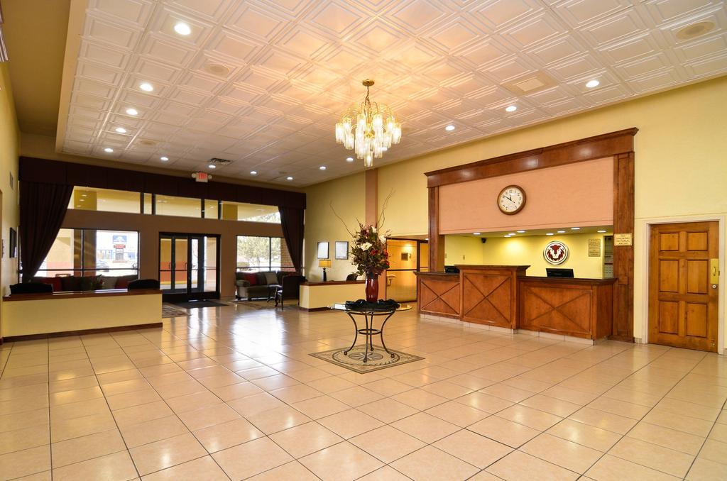 Red Lion Hotel Фармингтън Интериор снимка